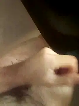 Snapshot of hungandnerdy420 chatting on 10/01/25, 10:05 hungandnerdy420 online show from 10/01/25, 10:05