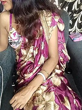 REVA DARLING online show from 09/17/25, 06:26