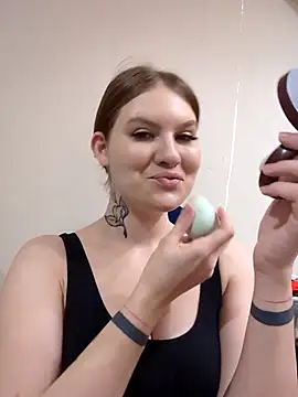 Morphine 666 online show from 12/18/24, 03:15