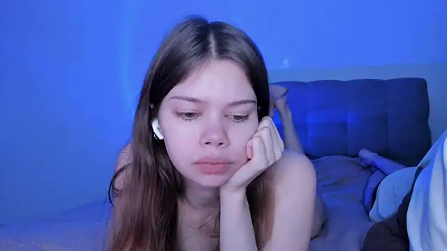 Snapshot of chansetolove chatting on 03/15/26, 05:19 chansetolove online show from 03/15/26, 05:19