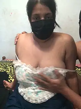 NOORA-GIRL online show from 02/07/25, 02:04