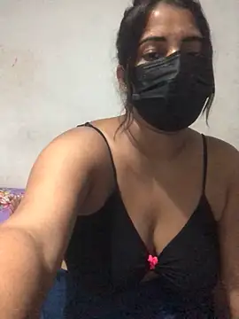 NOORA-GIRL online show from 02/15/25, 09:48