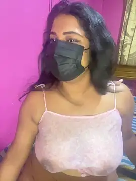 NOORA-GIRL online show from 09/15/25, 01:49