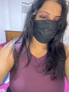 NOORA-GIRL online show from 01/16/26, 10:58