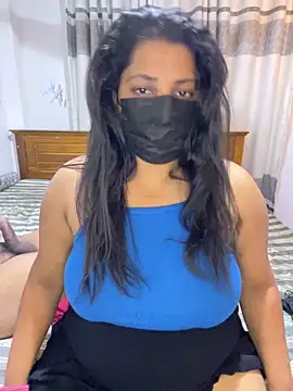 NOORA-GIRL online show from 03/13/26, 11:22