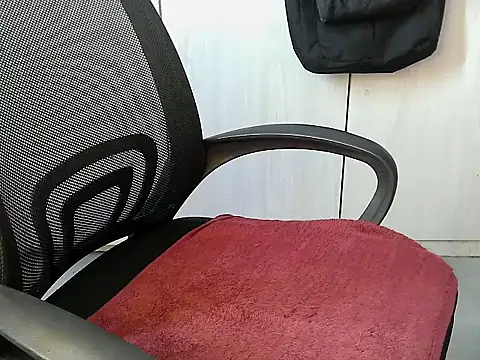 Snapshot of Destiny_Desire chatting on 09/30/25, 10:09 Destiny Desire online show from 09/30/25, 10:09