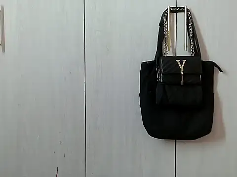 Snapshot of Destiny_Desire chatting on 10/06/25, 06:49 Destiny Desire online show from 10/06/25, 06:49