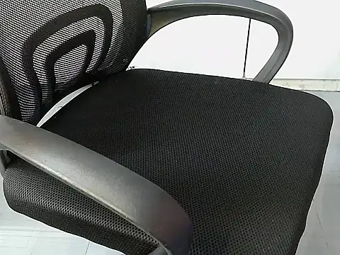 Snapshot of Destiny_Desire chatting on 10/18/25, 09:04 Destiny Desire online show from 10/18/25, 09:04