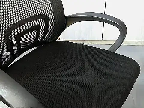 Snapshot of Destiny_Desire chatting on 10/19/25, 09:15 Destiny Desire online show from 10/19/25, 09:15