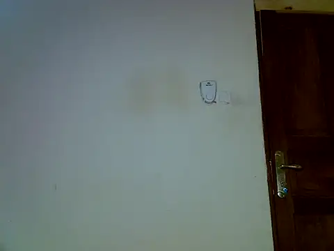 Snapshot of SWEETRENNE_ chatting on 03/13/25, 06:23 SWEETRENNE  online show from 03/13/25, 06:23