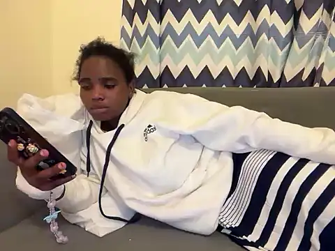 candybabe  online show from 03/24/26, 10:15