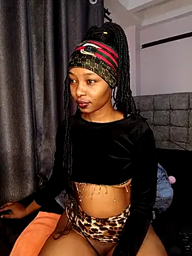 Licia harvin online show from 11/30/25, 09:24