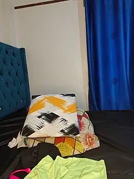 Snapshot of Licia_harvin chatting on 06/18/26, 11:03 Licia harvin online show from 06/18/26, 11:03