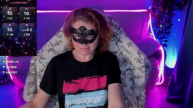 Snapshot of Sexy-Housewife chatting on 12/08/24, 12:51 Sexy-Housewife online show from 12/08/24, 12:51