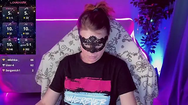 Snapshot of Sexy-Housewife chatting on 01/15/25, 05:37 Sexy-Housewife online show from 01/15/25, 05:37