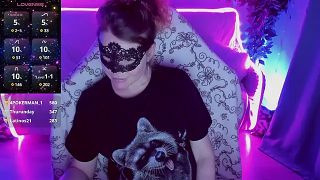 Snapshot of Sexy-Housewife chatting on 03/20/25, 01:26 Sexy-Housewife online show from 03/20/25, 01:26