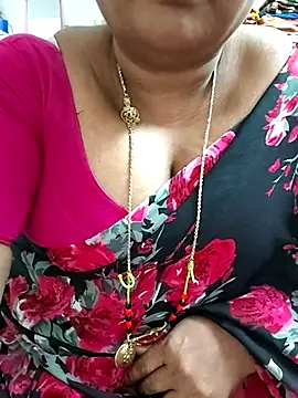 Snapshot of Swapna_143 chatting on 03/04/26, 05:52 Swapna 143 online show from 03/04/26, 05:52