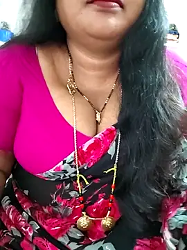 Snapshot of Swapna_143 chatting on 06/08/26, 03:07 Swapna 143 online show from 06/08/26, 03:07