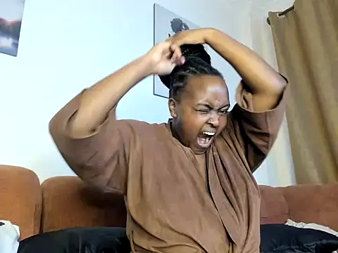 Snapshot of _nightnurse chatting on 10/25/25, 09:09 nightnurse online show from 10/25/25, 09:09