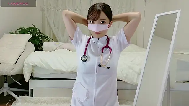 momochan88 online show from 10/03/25, 12:35