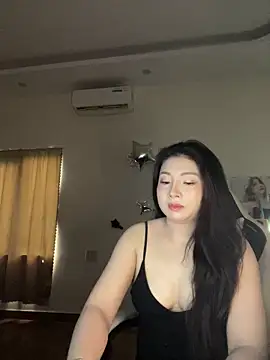 Snapshot of MiMi_0293 chatting on 04/03/26, 01:14 MiMi 0293 online show from 04/03/26, 01:14