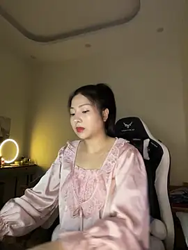 Snapshot of MiMi_0293 chatting on 04/20/26, 02:31 MiMi 0293 online show from 04/20/26, 02:31