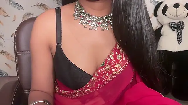 Snapshot of ridhima_ranii chatting on 10/31/25, 06:20 ridhima ranii online show from 10/31/25, 06:20