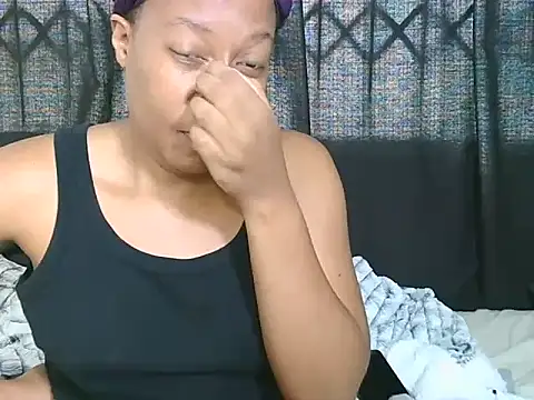 DIRTYTALKINQUEEN online show from 03/02/25, 01:05