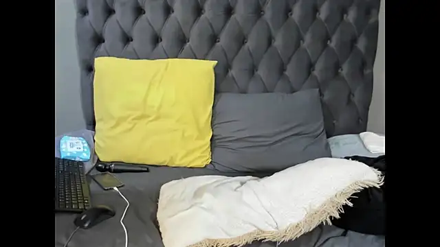 DIRTYTALKINQUEEN online show from 10/03/25, 08:06