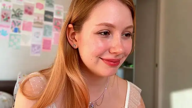 Snapshot of HoneyAudrey chatting on 03/26/26, 02:39 HoneyAudrey online show from 03/26/26, 02:39