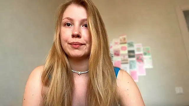 HoneyAudrey online show from 05/28/26, 02:42