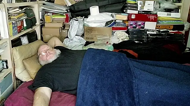 hadeszeuss2 online show from 01/03/25, 09:15