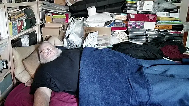 hadeszeuss2 online show from 01/06/25, 03:08