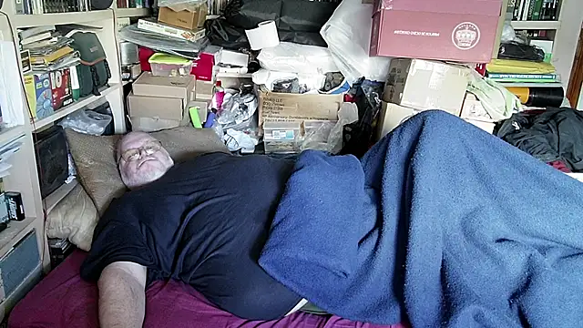 hadeszeuss2 online show from 02/12/25, 02:32