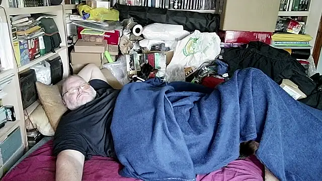 hadeszeuss2 online show from 03/05/25, 02:45