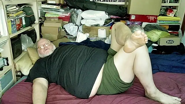 hadeszeuss2 online show from 03/11/25, 05:46