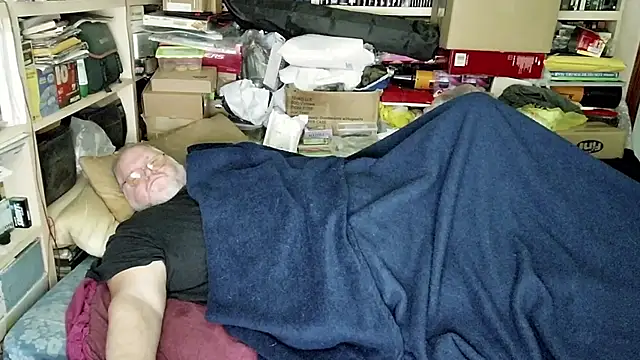 hadeszeuss2 online show from 03/11/25, 08:53