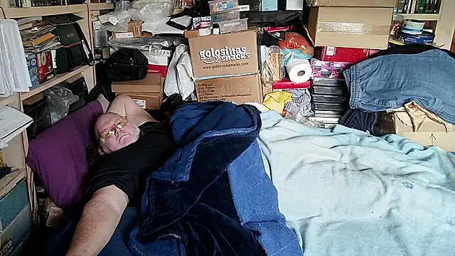 hadeszeuss2 online show from 02/10/26, 02:43