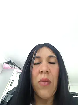 Camille jhonson online show from 10/31/25, 08:48