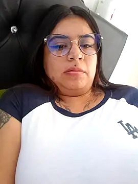 Devilsweet17 online show from 02/02/25, 03:07