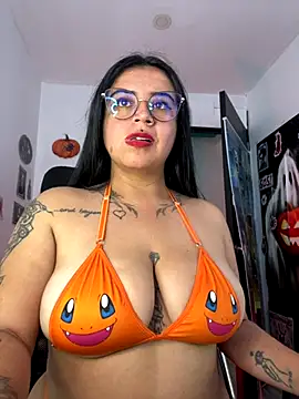 Devilsweet17 online show from 10/23/25, 07:01