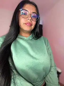 Snapshot of Devilsweet17 chatting on 03/10/26, 12:15 Devilsweet17 online show from 03/10/26, 12:15