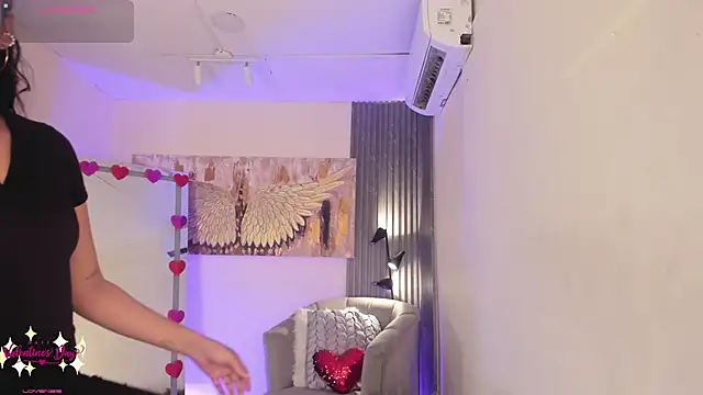 emma alice  online show from 02/08/25, 06:44