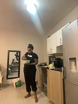 Snapshot of NaughtyKelly28 chatting on 02/16/25, 06:54 NaughtyKelly28 online show from 02/16/25, 06:54