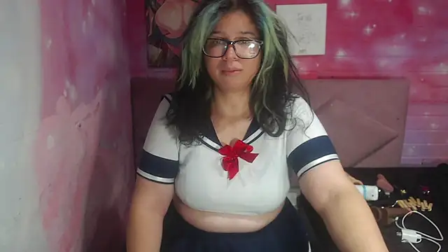 Snapshot of selenablairx chatting on 02/08/25, 07:04 selenablairx online show from 02/08/25, 07:04