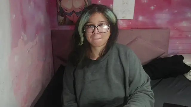 Snapshot of selenablairx chatting on 02/26/25, 10:04 selenablairx online show from 02/26/25, 10:04