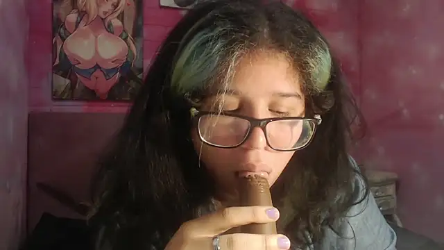 Snapshot of selenablairx chatting on 03/10/25, 07:10 selenablairx online show from 03/10/25, 07:10