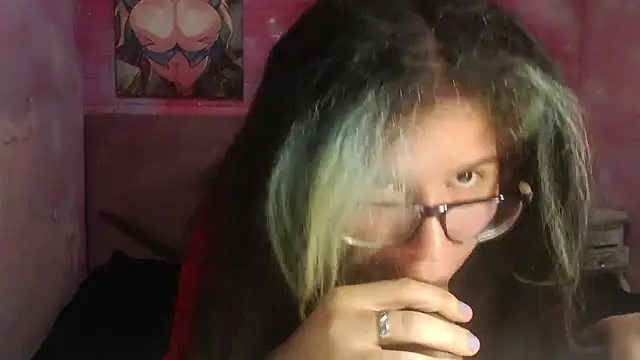 Snapshot of selenablairx chatting on 03/10/25, 07:40 selenablairx online show from 03/10/25, 07:40