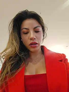 Karen San Miguel online show from 03/02/26, 07:32