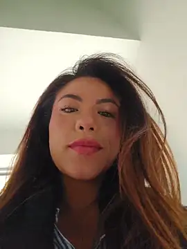Snapshot of Karen_San_Miguel chatting on 06/03/26, 08:14 Karen San Miguel online show from 06/03/26, 08:14